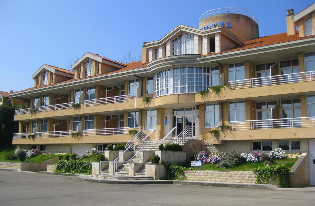 Residencia Miramar San Vicente De La Barquera Ngoại thất bức ảnh